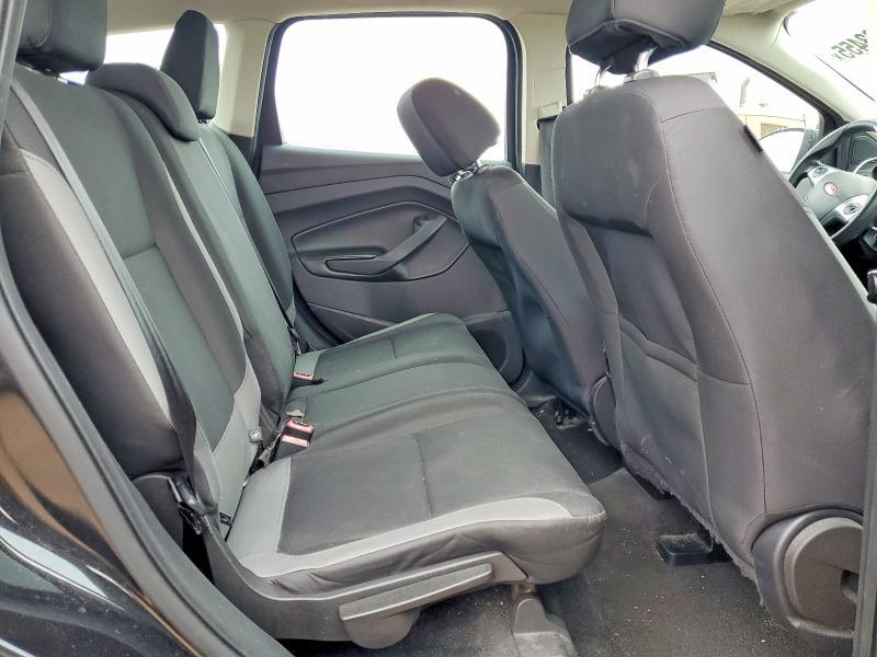 2015 Ford Escape s