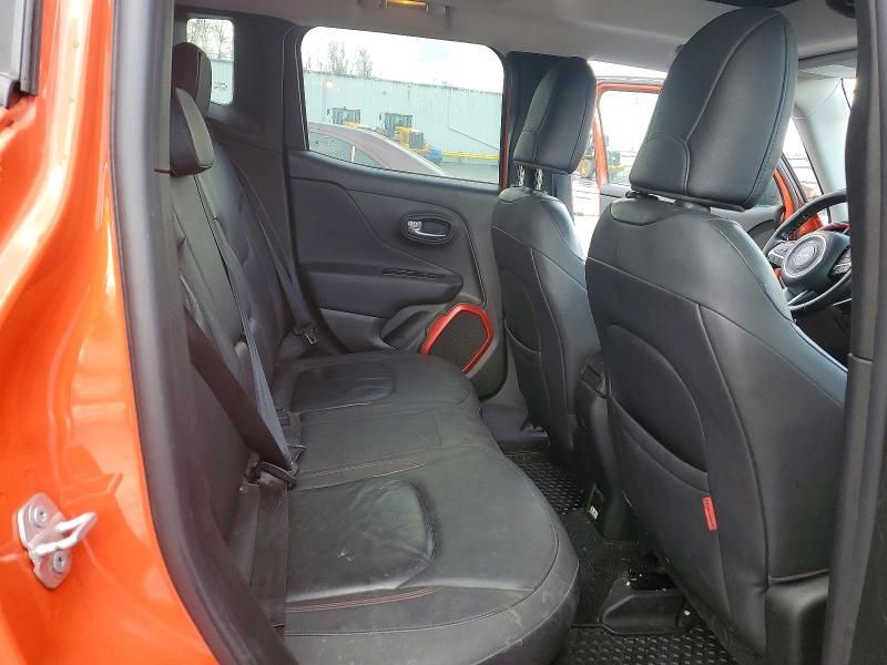 2016 Jeep Renegade Trailhawk