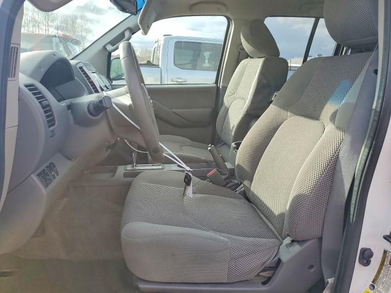 2013 Nissan Frontier S