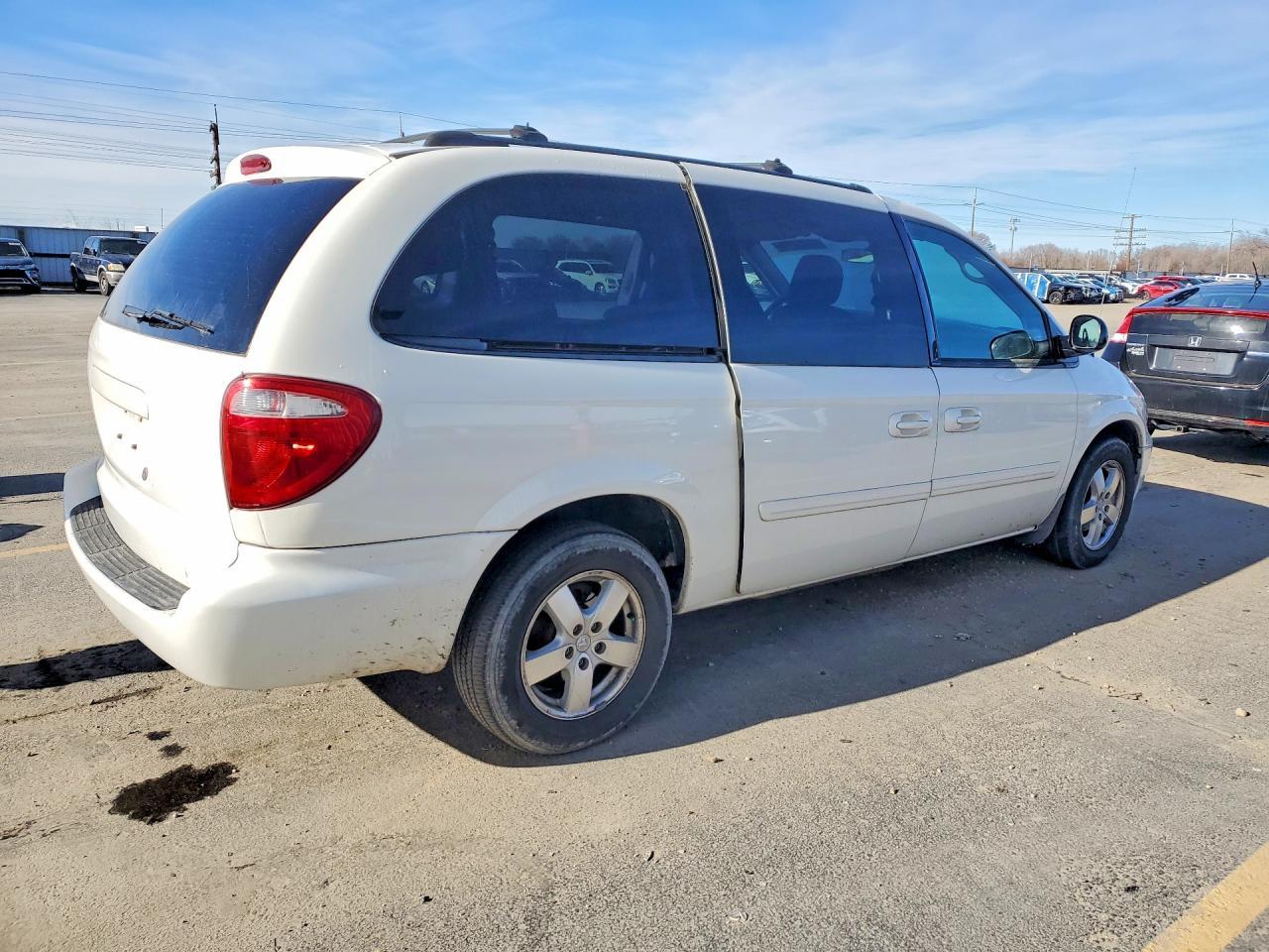 2006 Dodge Grand Caravan sxt