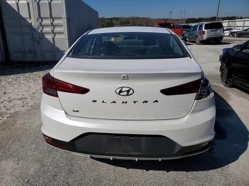 2020 Hyundai Elantra se