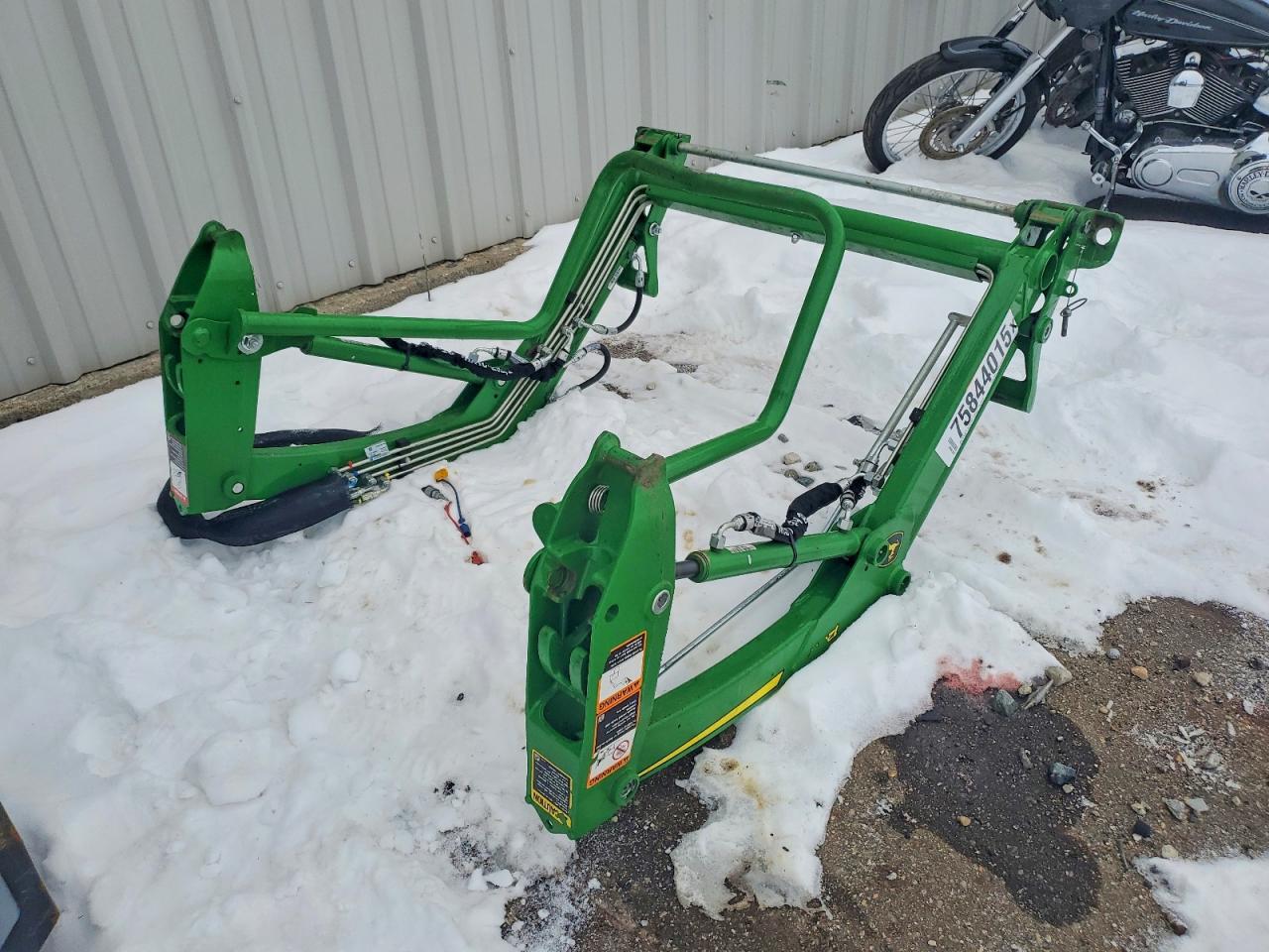 2025 John Deere 120r-loader