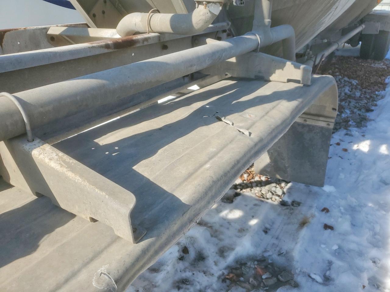 2008 Heil 2006 Heil Pneumatic DRY Bulk Trailer