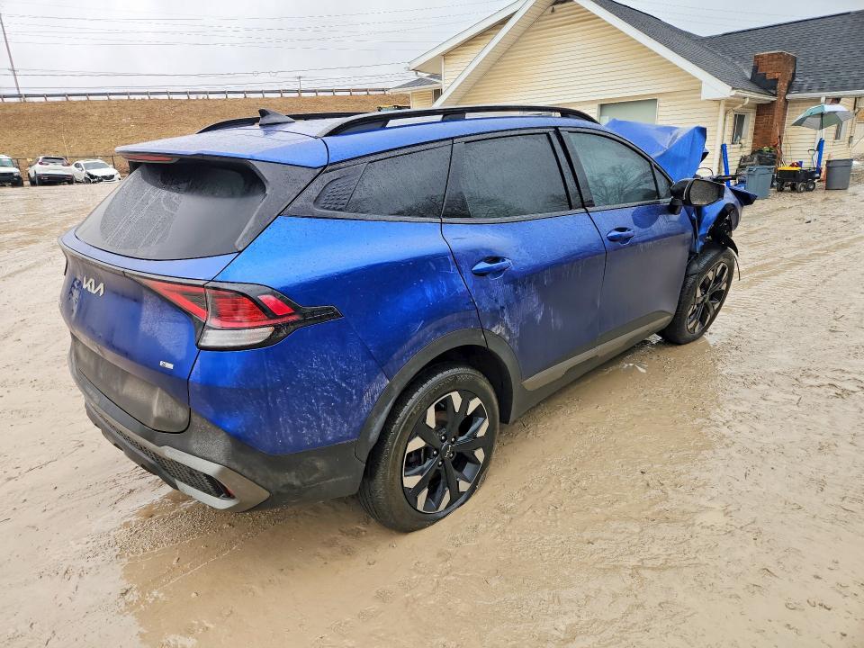 2023 KIA Sportage X-line