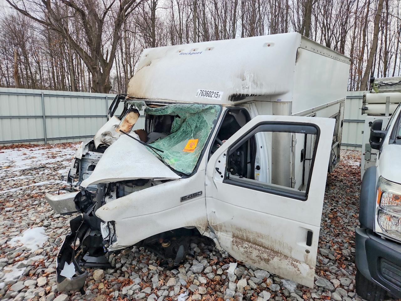 2024 Ford 2024 PC Ford E450 Super