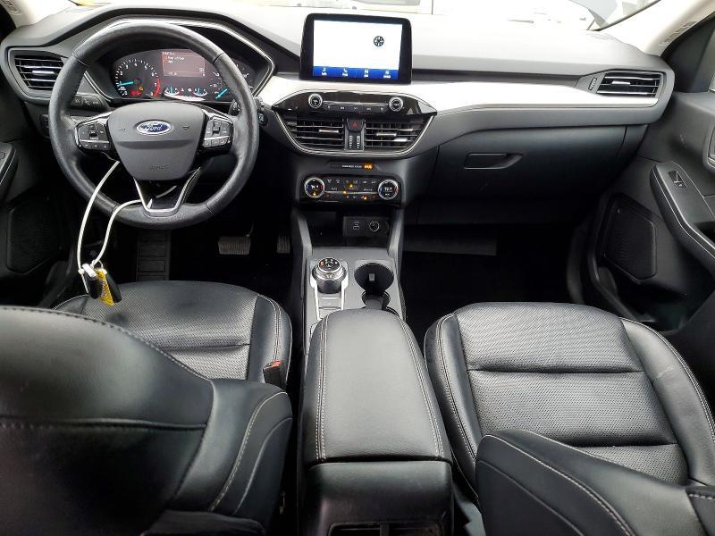 2021 Ford Escape sel