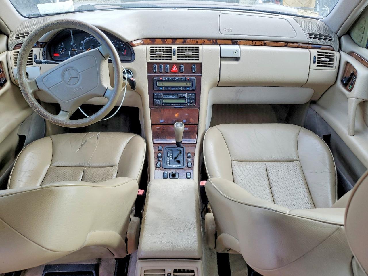 1998 Mercedes-Benz E 320