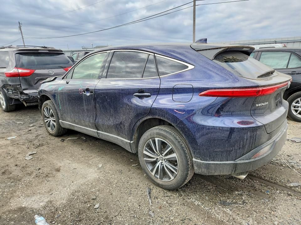 2021 Toyota Venza le