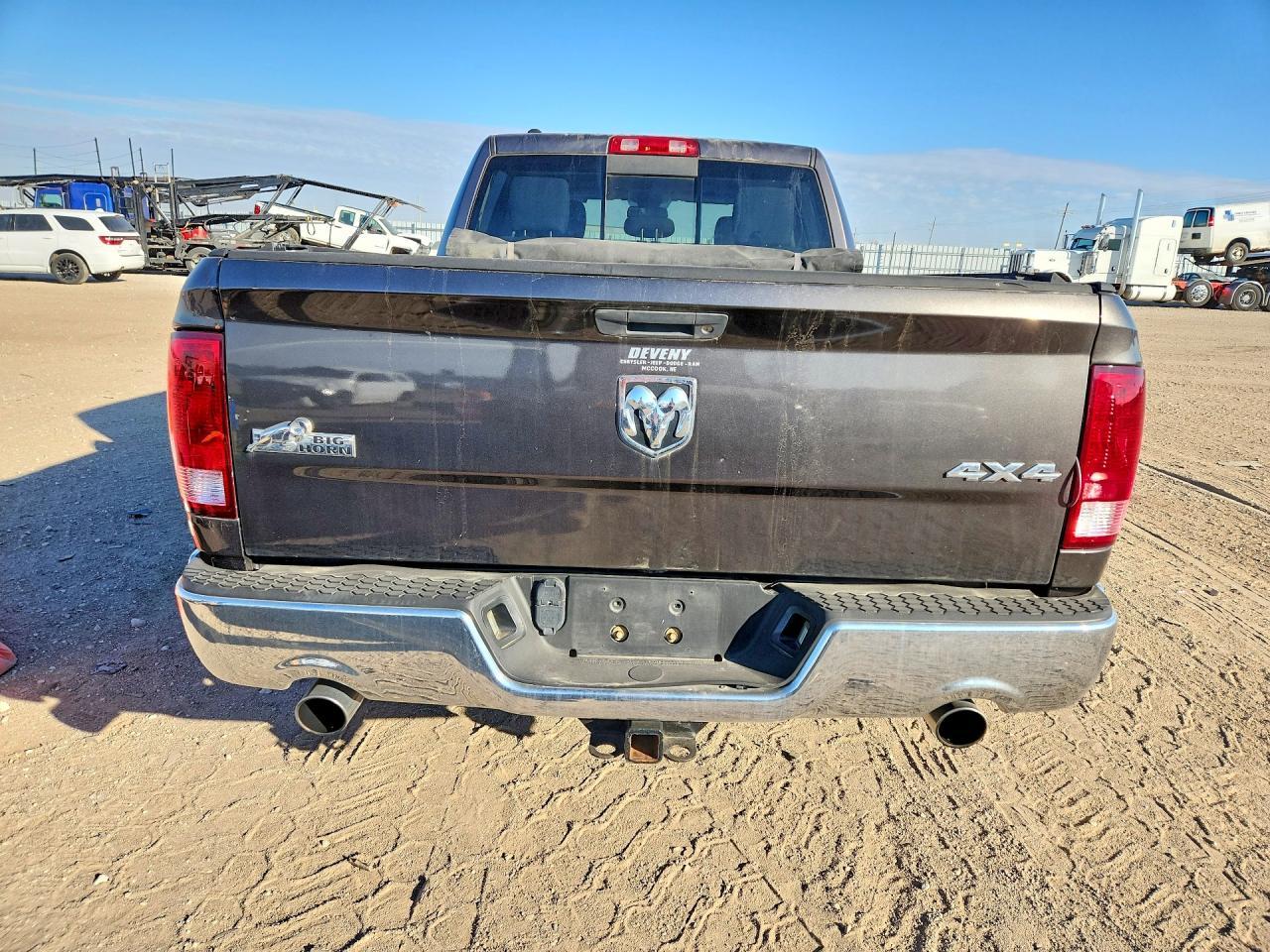 2015 Dodge RAM 1500 SLT