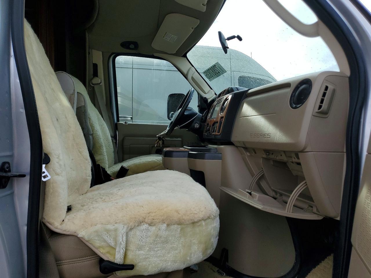 2009 Jayco 2009 Ford E450 RV