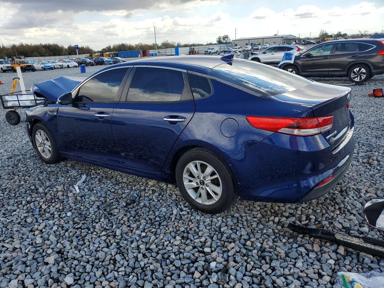 2017 KIA Optima lx