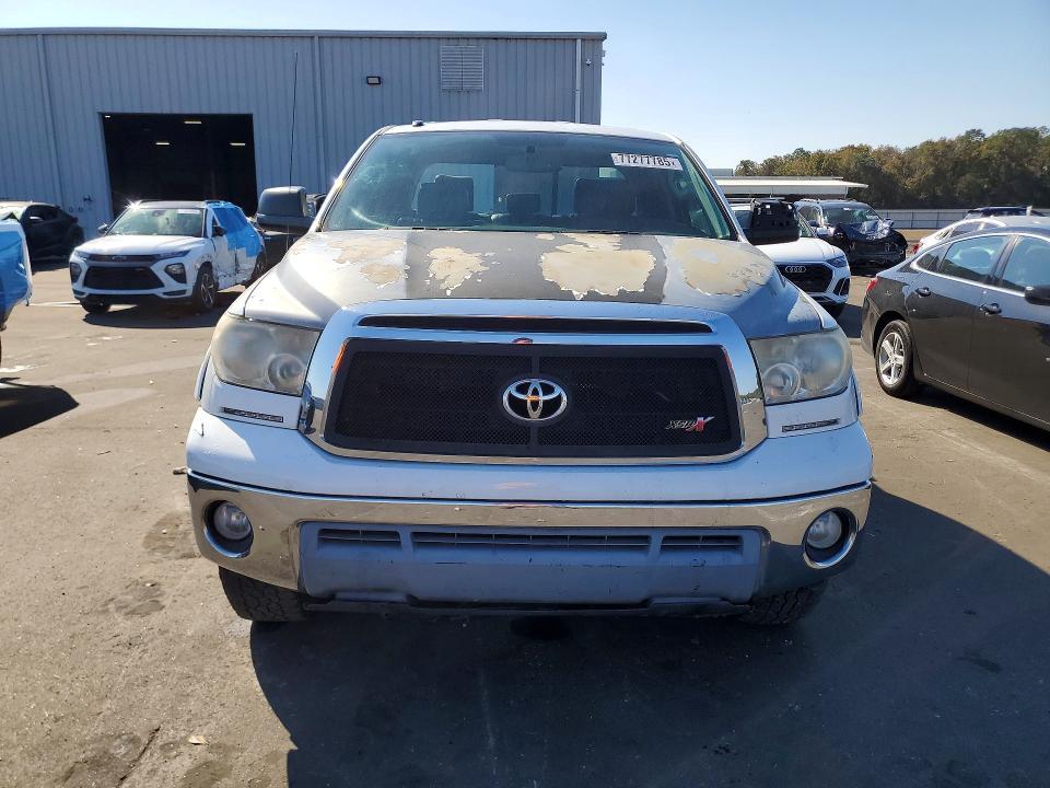 2013 Toyota Tundra Grade