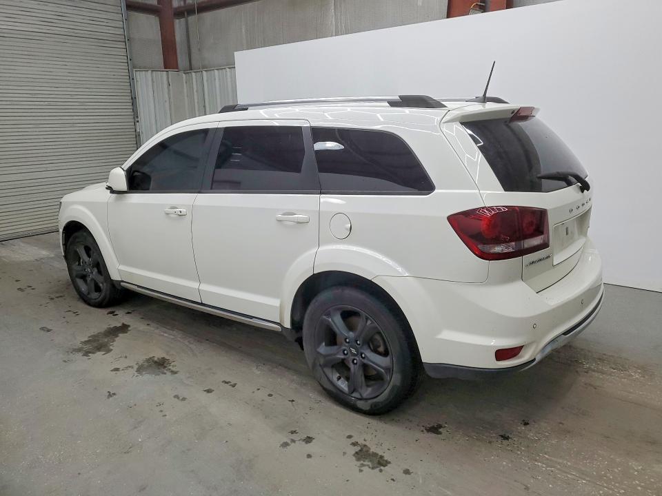 2020 Dodge Journey Crossroad