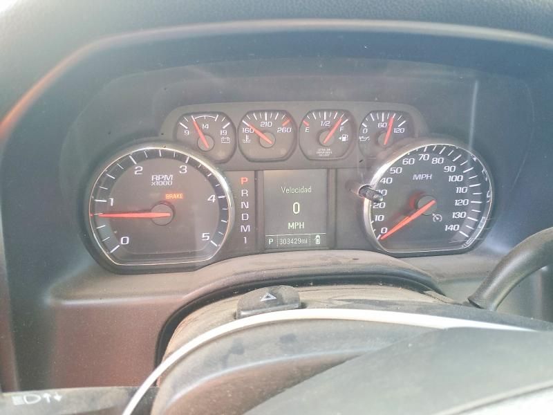 2015 Chevrolet Silverado Flatbed Truck