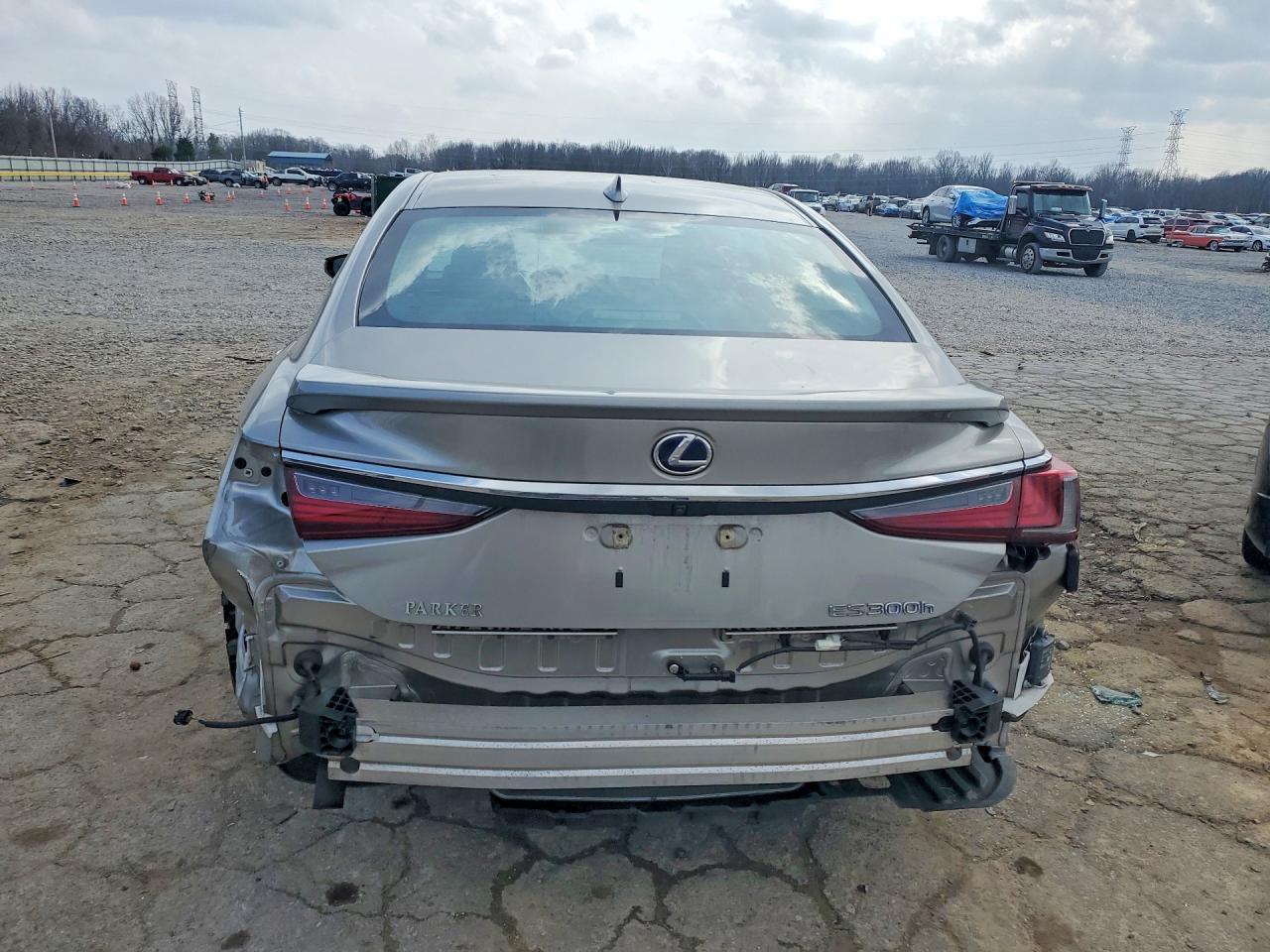 2019 Lexus Es 300h Base