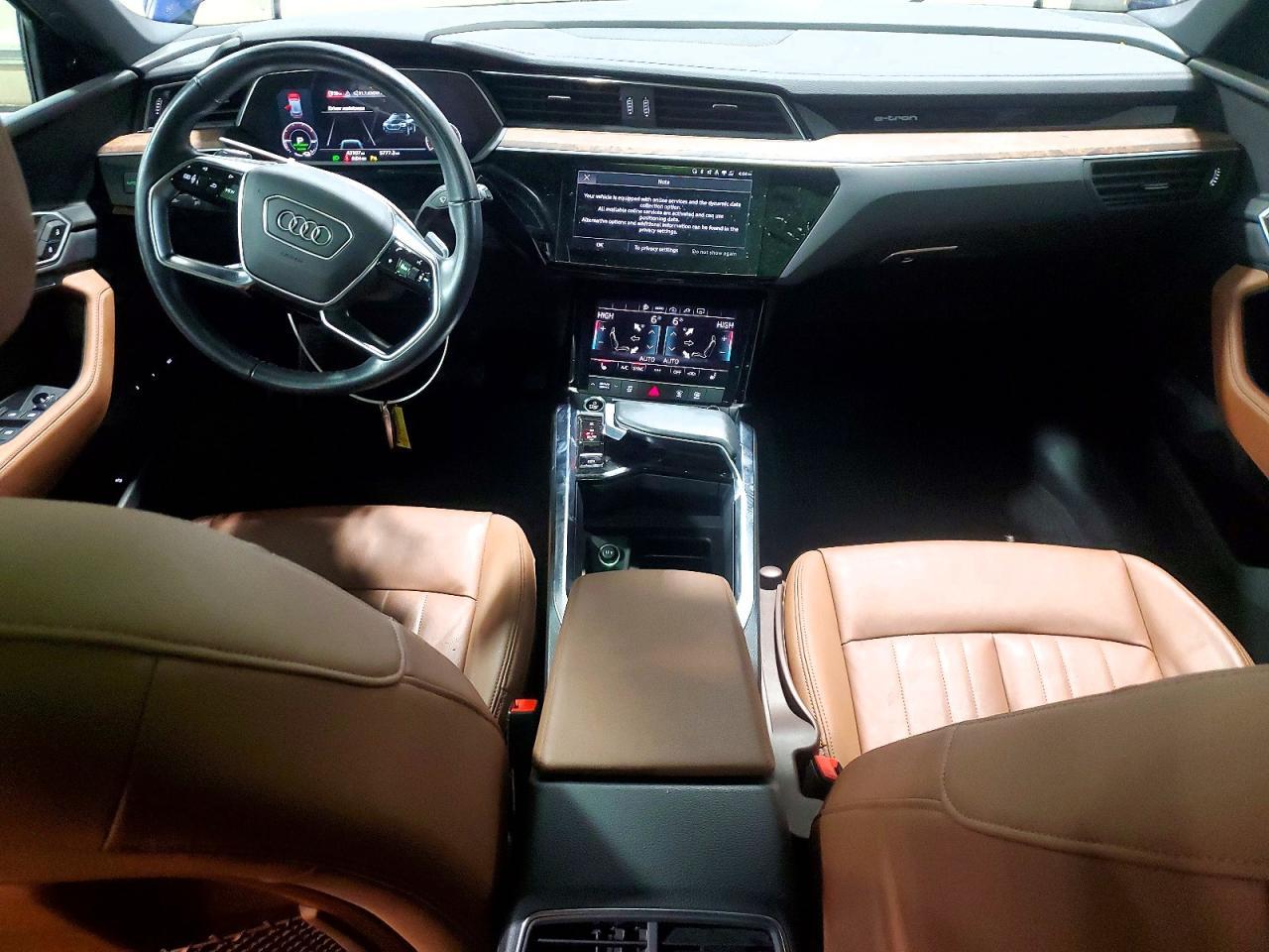 2022 Audi E-tron Premium