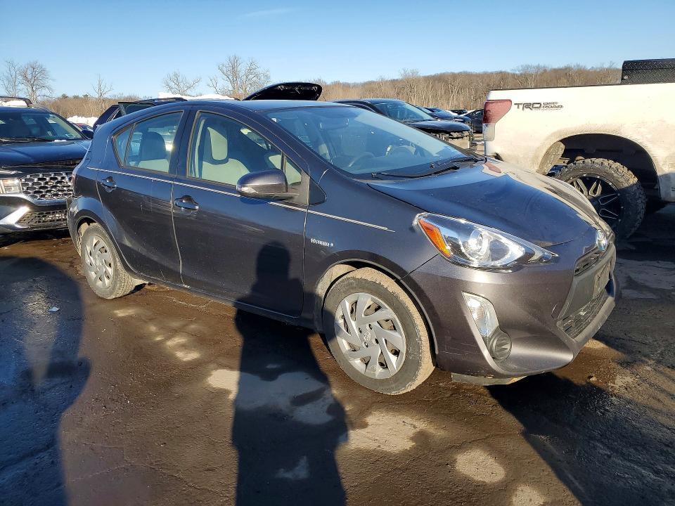 2015 Toyota Prius c