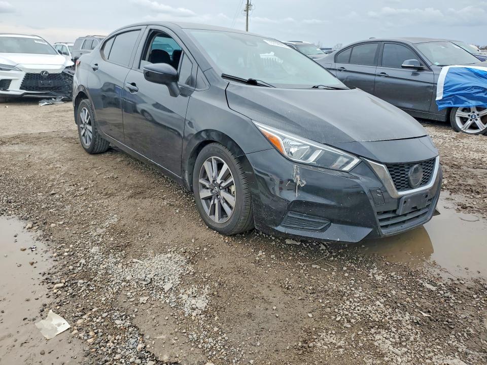 2020 Nissan Versa sv