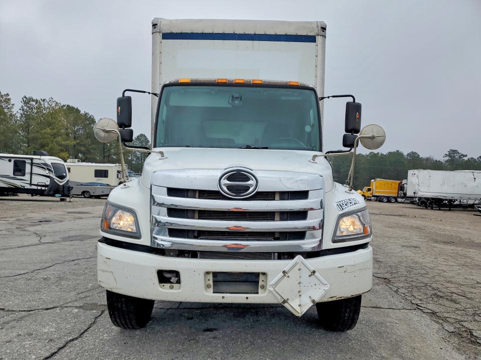 2017 Hino 258/268 BOX Truck