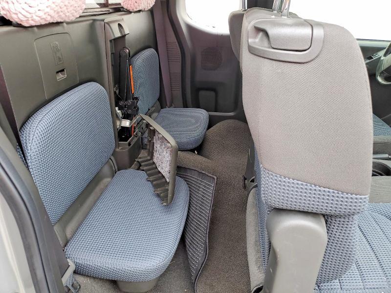 2006 Nissan Frontier King cab le