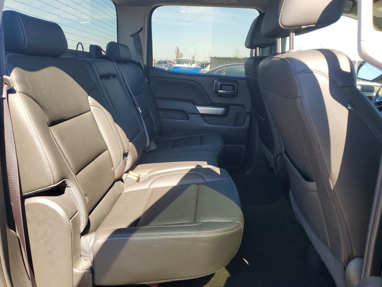 2017 Chev Silverado C1500 LT