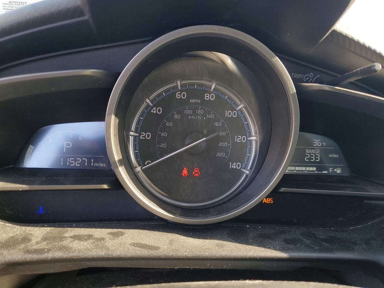 2019 Toyota Yaris l