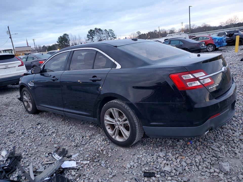 2017 Ford Taurus se