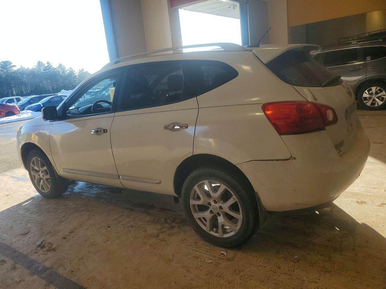 2012 Nissan Rogue s