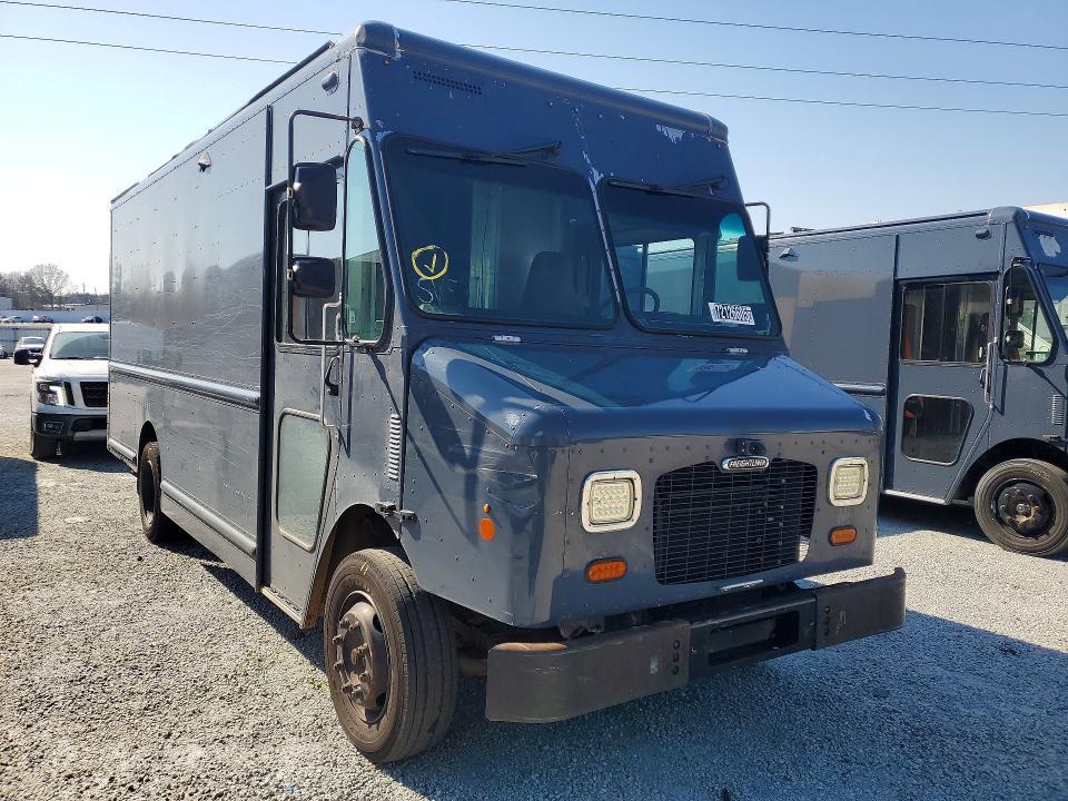2020 Freightliner MT45 Chassis Delivery Truck