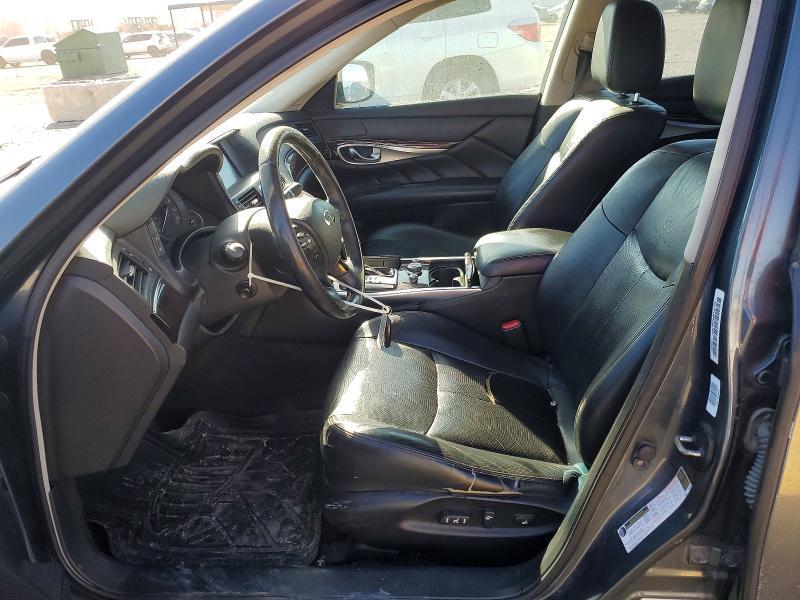 2011 Infiniti M37