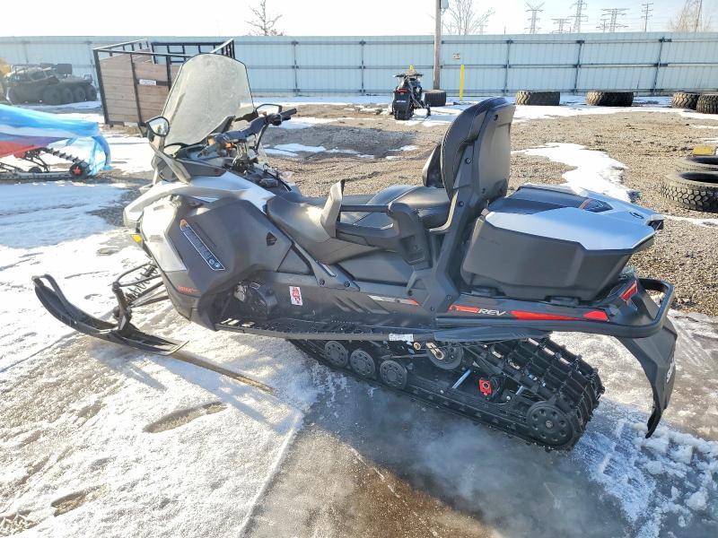 2020 Skidoo Grand Touring Limited