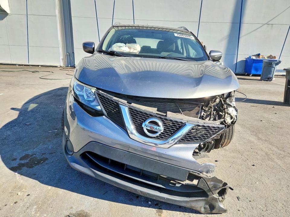2017 Nissan Rogue Sport s