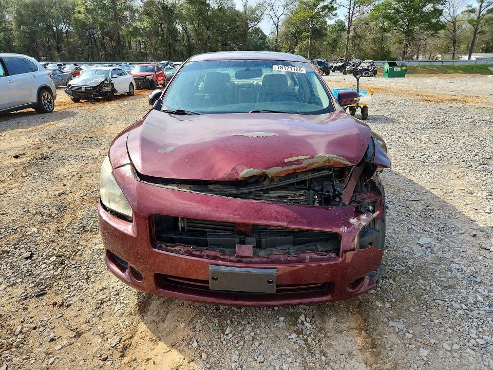 2013 Nissan Maxima s