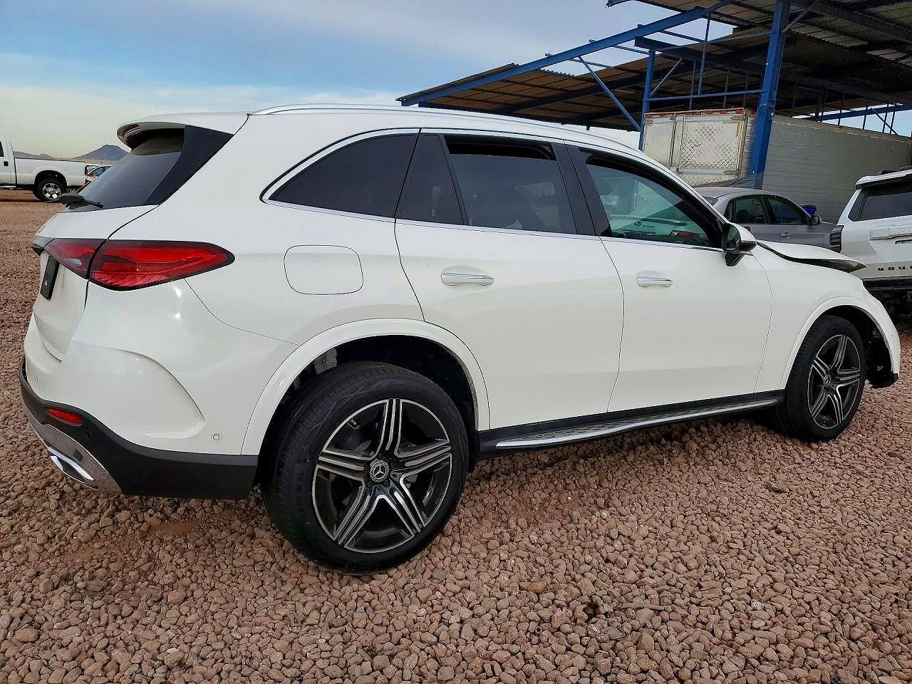2026 Mercedes-Benz Glc 300