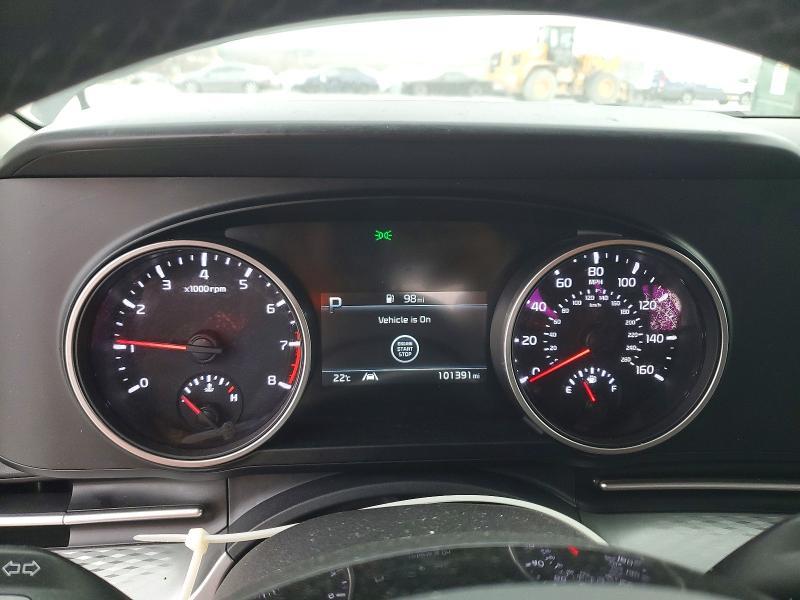 2022 KIA Carnival lx