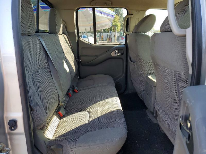 2017 Nissan Frontier sv