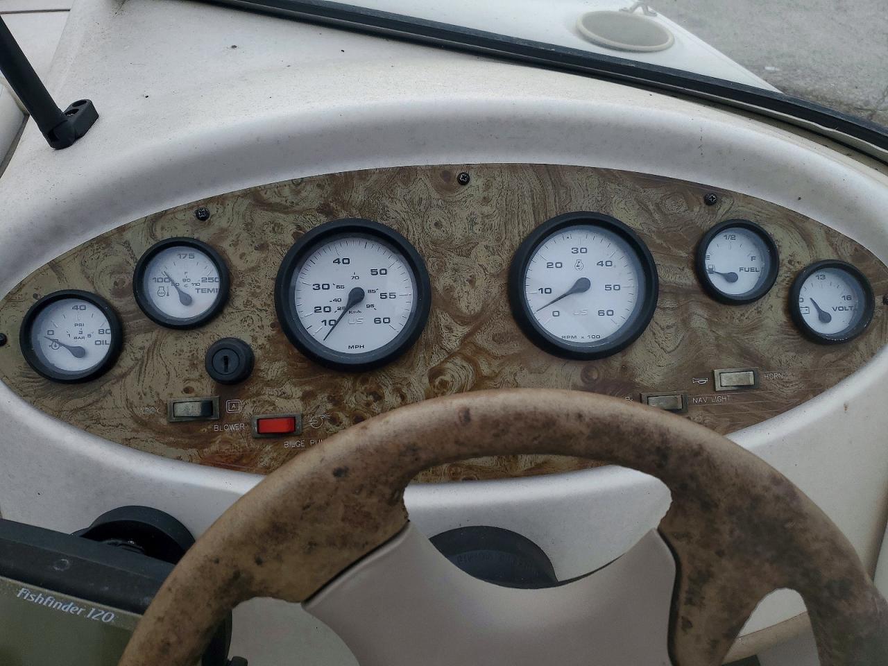 2002 Bayliner Boat