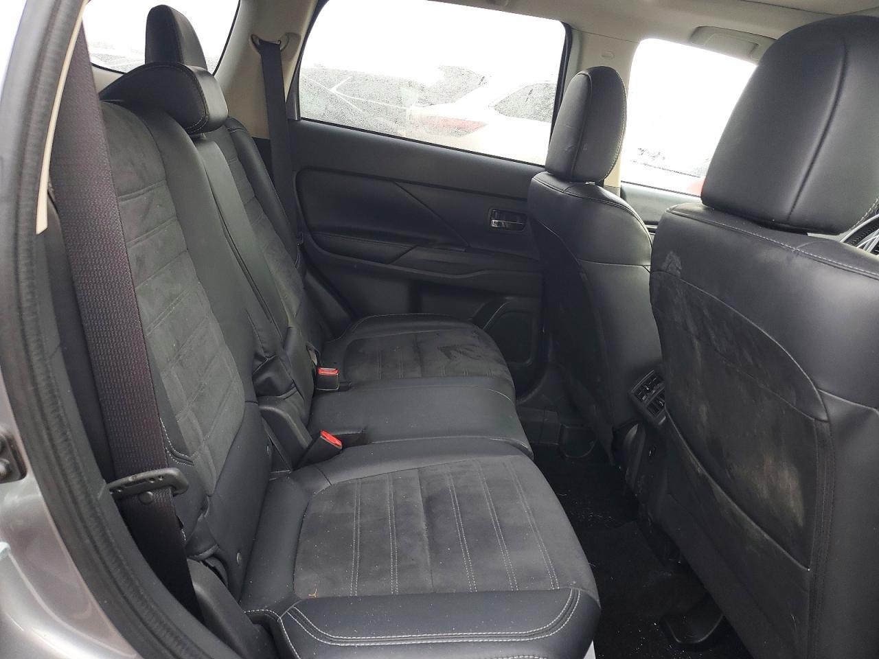 2019 Mitsubishi Outlander se
