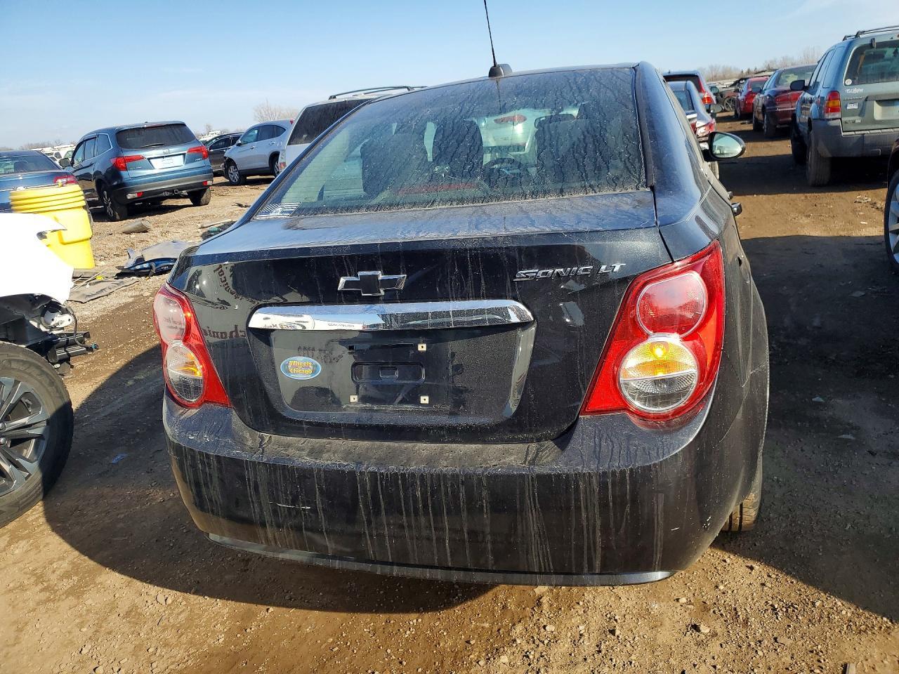 2015 Chevrolet Sonic lt
