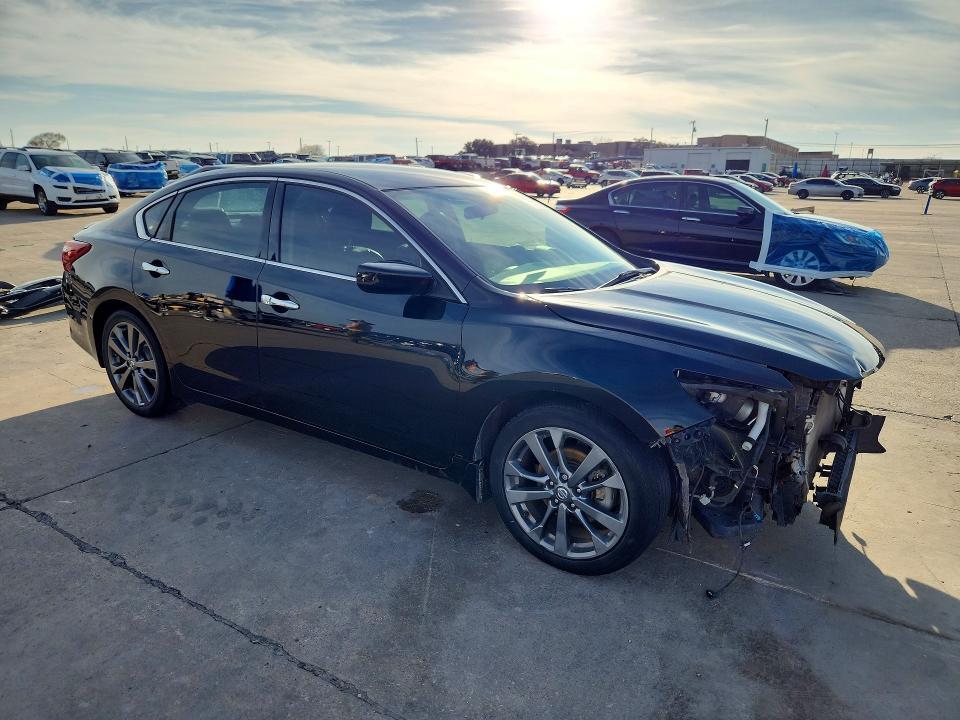2018 Niss Altima