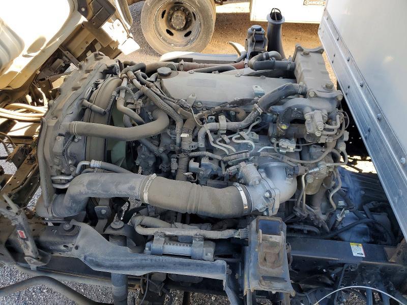 2018 Isuzu NPR HD BOX Truck