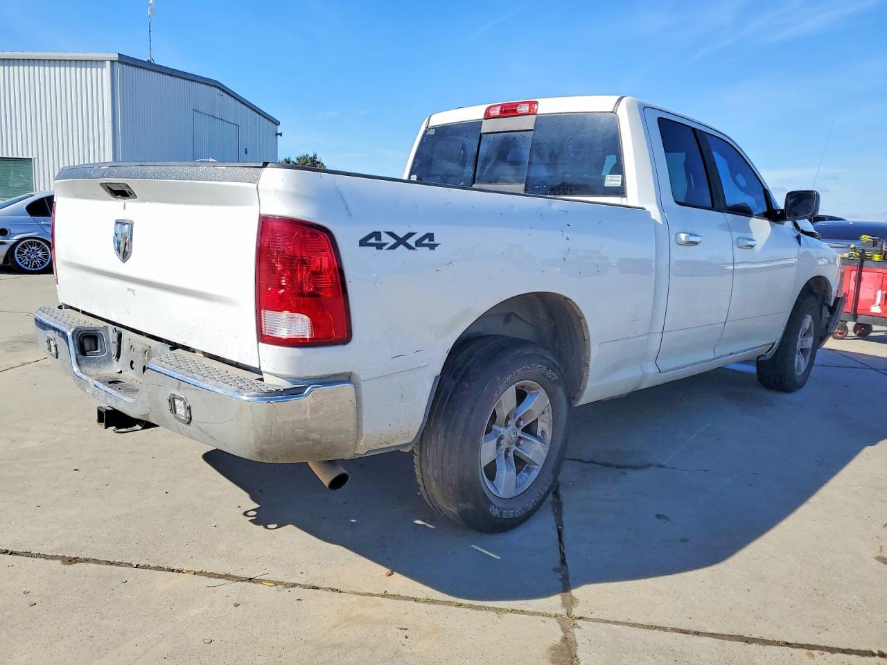 2016 Dodge RAM 1500 SLT