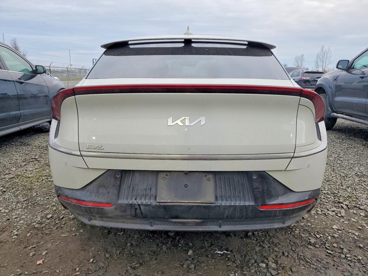 2022 KIA EV6 Light
