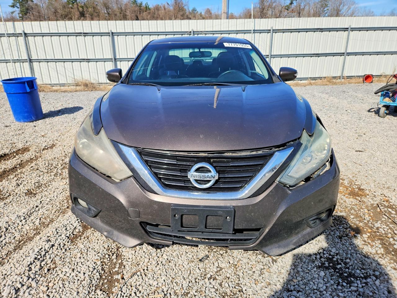 2017 Niss Altima 2.5