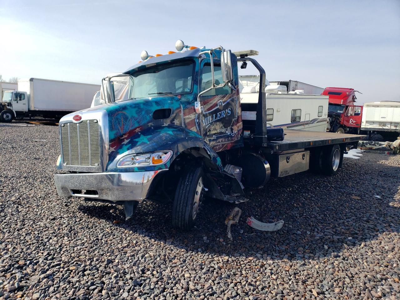 2020 Peterbilt 337 Rollback Truck