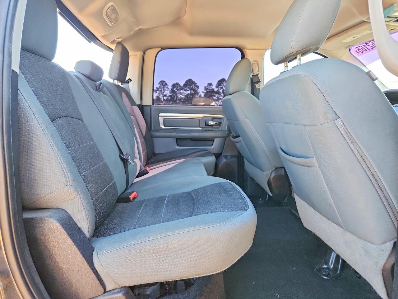 2015 Dodge RAM 1500 SLT