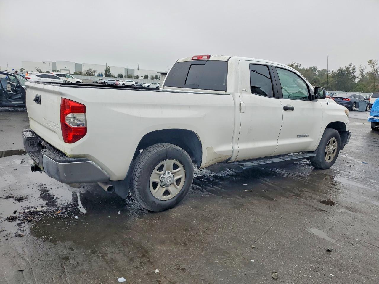 2018 Toyota Tundra SR5