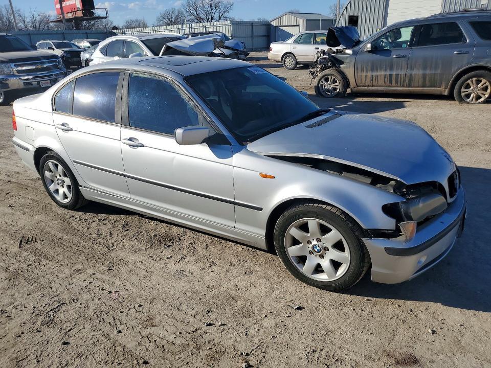2004 BMW 325 i
