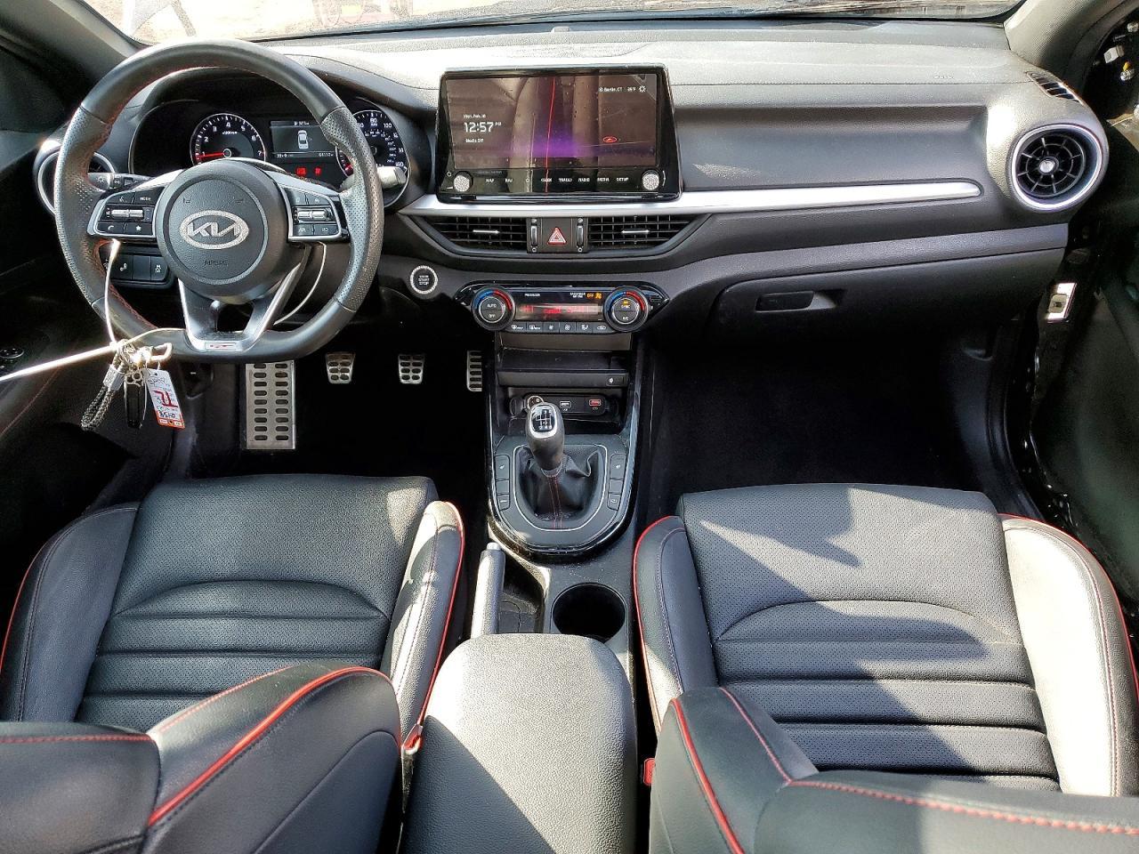 2023 KIA Forte gt