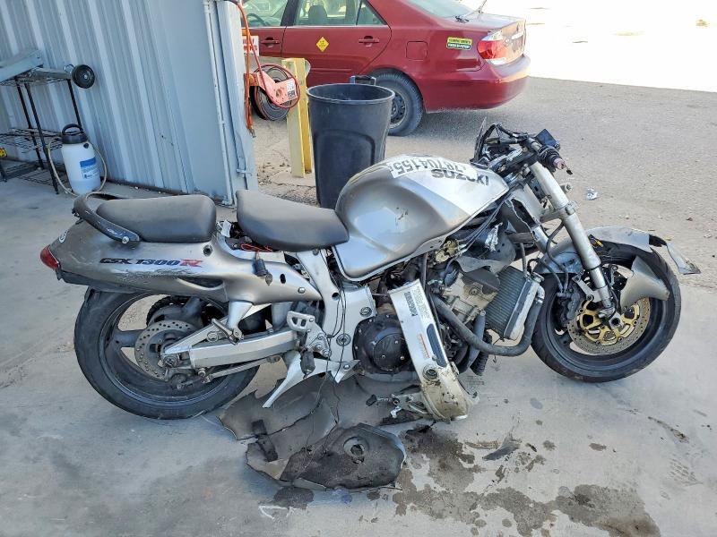 2002 Suzuki GSX1300 R